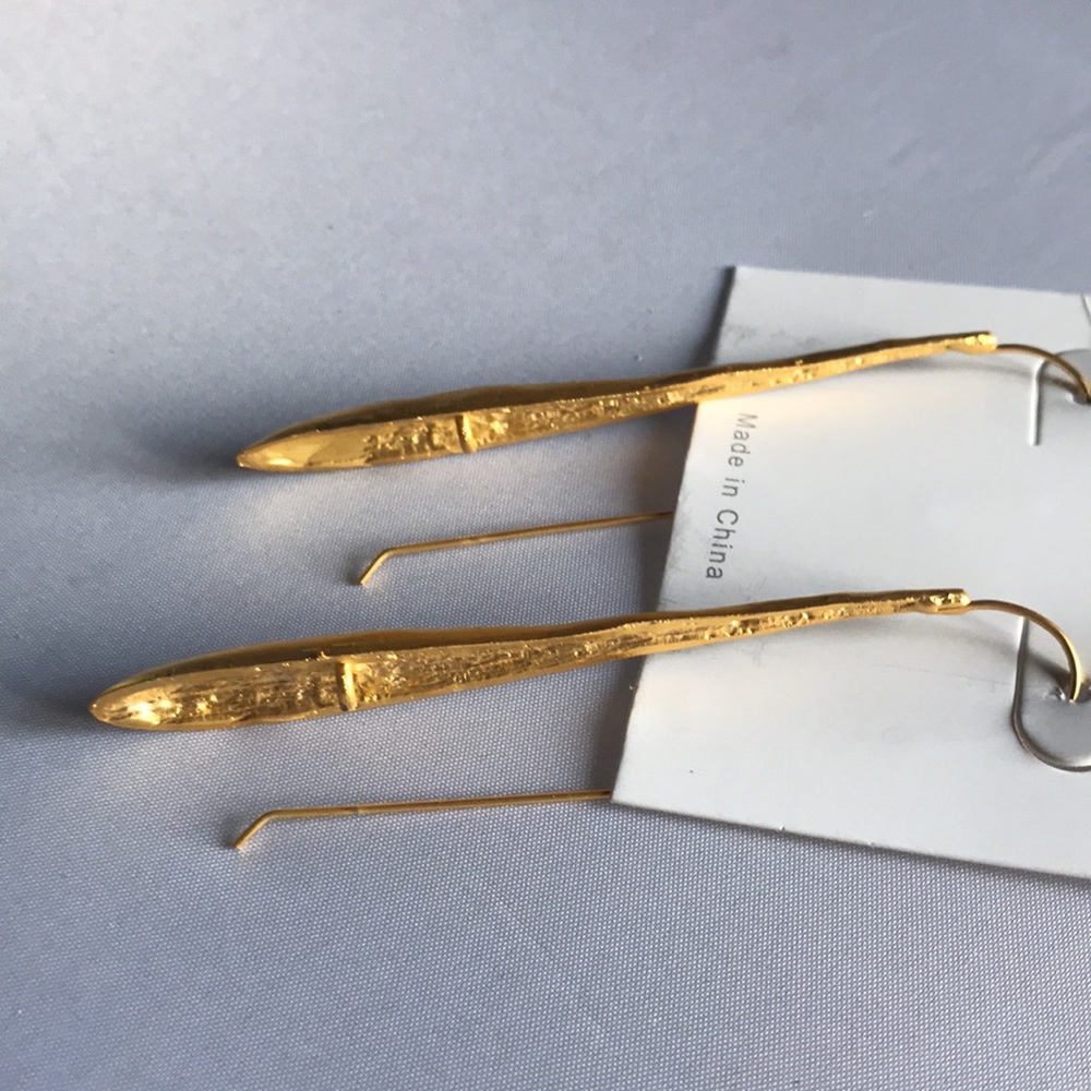 New! Modern Gold Hammered Threader Earrings - Picture 7 of 8